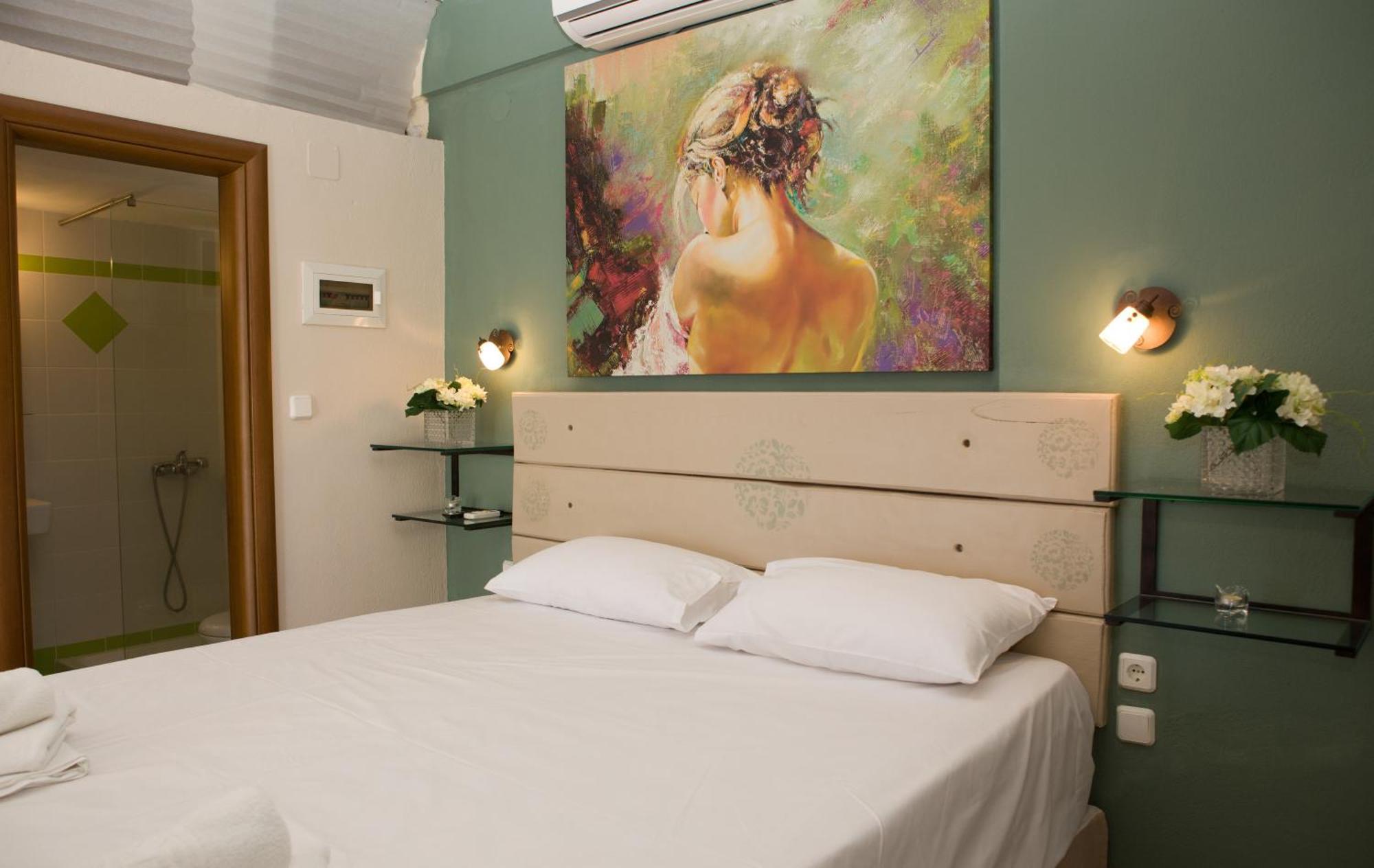 Axion Esti Apartments Skopelos Pokoj fotografie