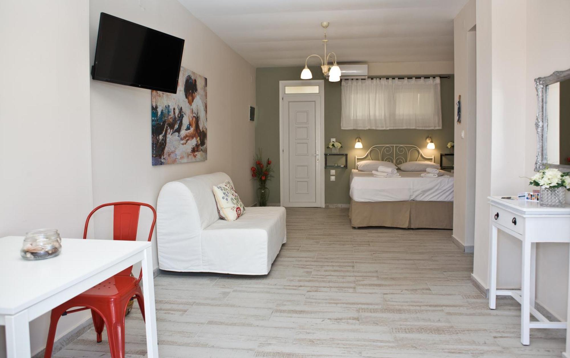 Axion Esti Apartments Skopelos Pokoj fotografie