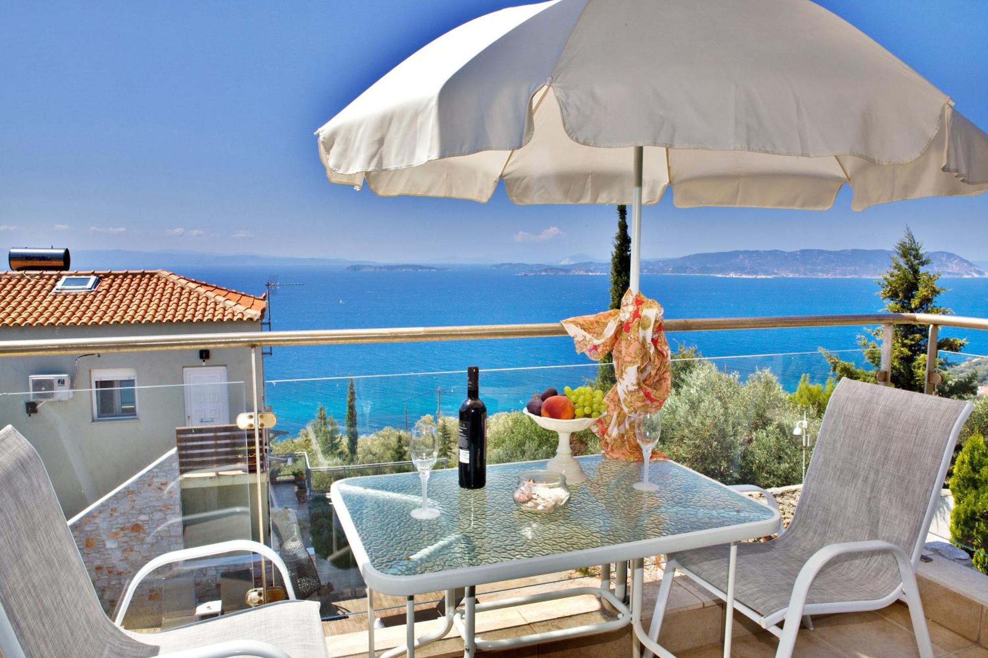 Axion Esti Apartments Skopelos Pokoj fotografie