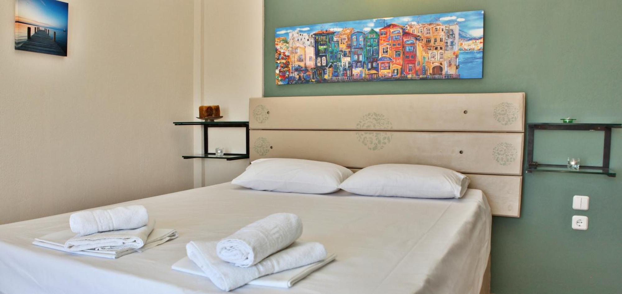 Axion Esti Apartments Skopelos Pokoj fotografie